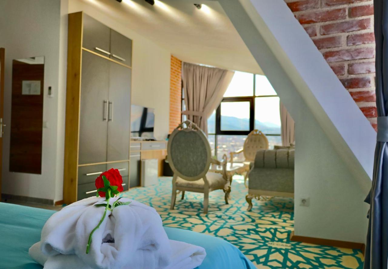 فندق Mi Casa سكوبجي المظهر الخارجي الصورة
