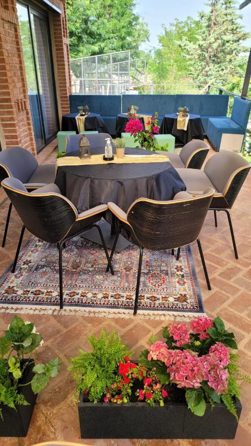 فندق Mi Casa سكوبجي المظهر الخارجي الصورة